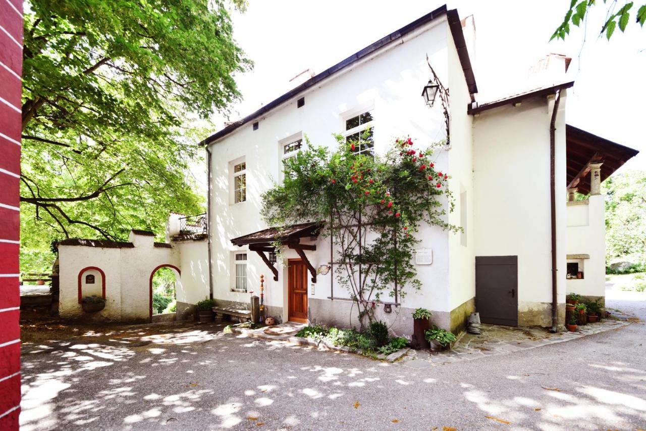 Gasthaus Castel Campan Brixen Exterior foto